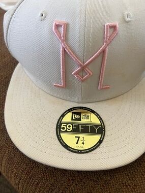 Rare New Era white fitted  Cap with Pink M Embroidered Logo